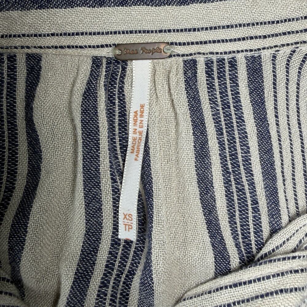 Free People Baby Blues Stripe Buttondown Adjustable Sleeve Size Small - Picture 3 of 7